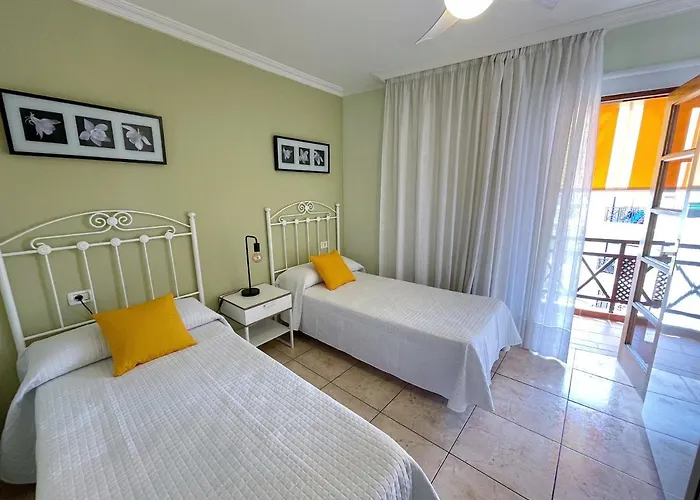 Edificio Don Antonio Los Cristianos (Tenerife)